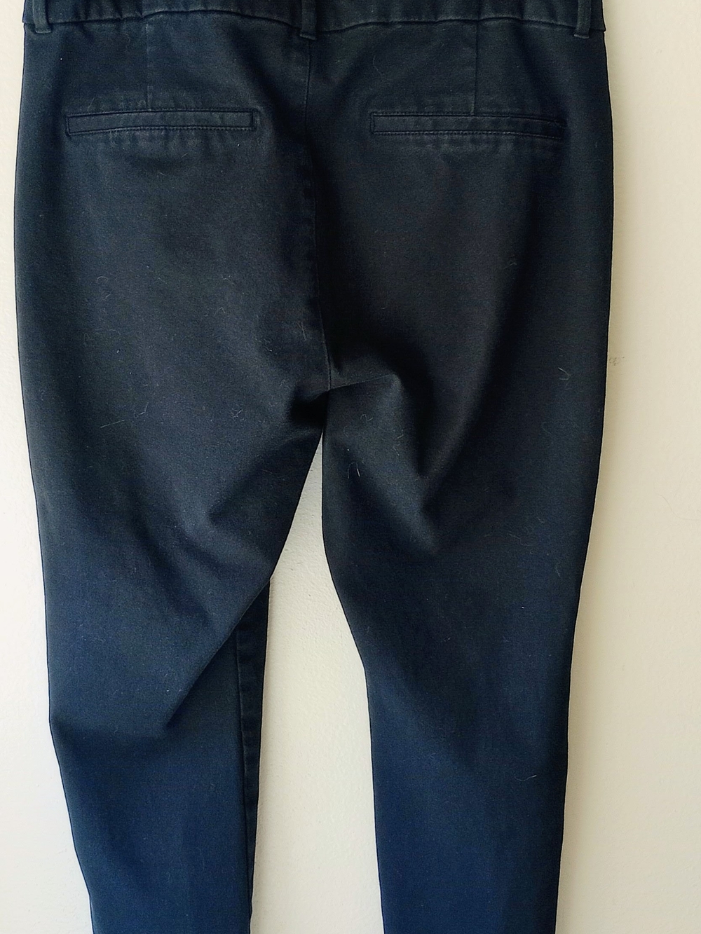 Black Old Navy High Rise Pixie - Picture 8 of 8